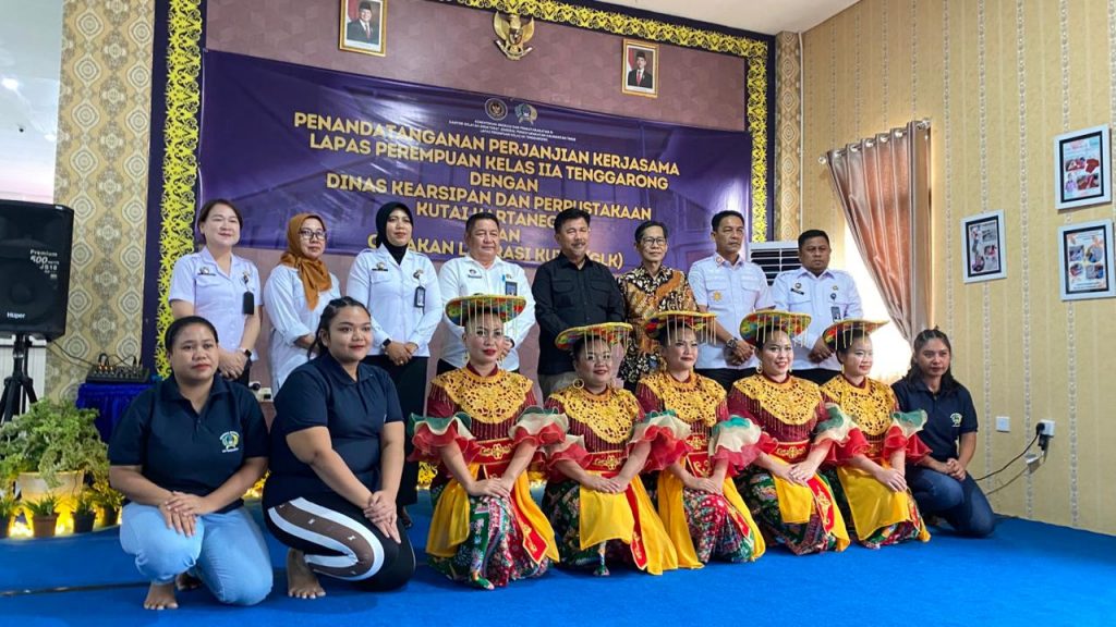 Lapas Perempuan Kelas IIA Tenggarong resmi menjalin kerja sama literasi dengan Diarpus Kukar dan Gerakan Literasi Kutai di Tenggarong, Selasa (4/11/2025).