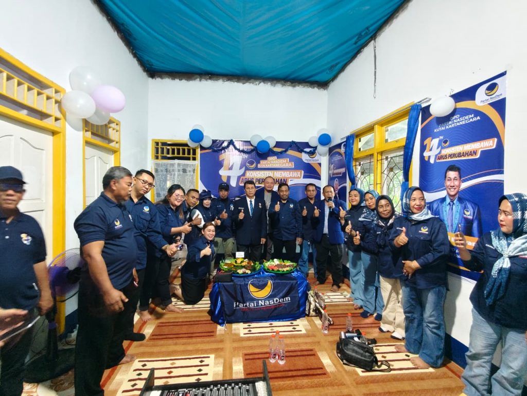 Suasana peringatan HUT ke-14 Partai NasDem.