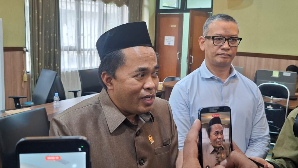 Ketua DPRD Kutai Kartanegara, Ahmad Yani.