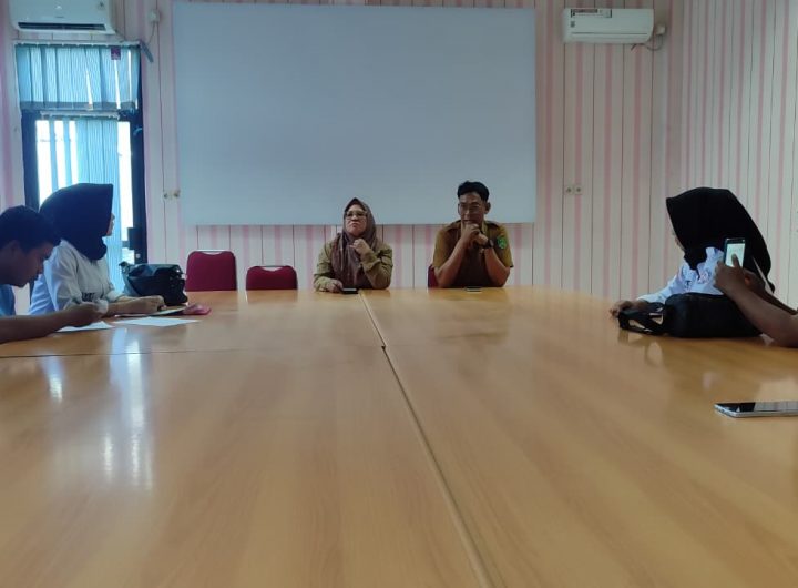 Pendampingan TRC PPA Kaltim terhadap korban PHK dalam pelaporan dugaan pelanggaran upah ke Disnakertrans Kukar, Selasa (14/4/2026).