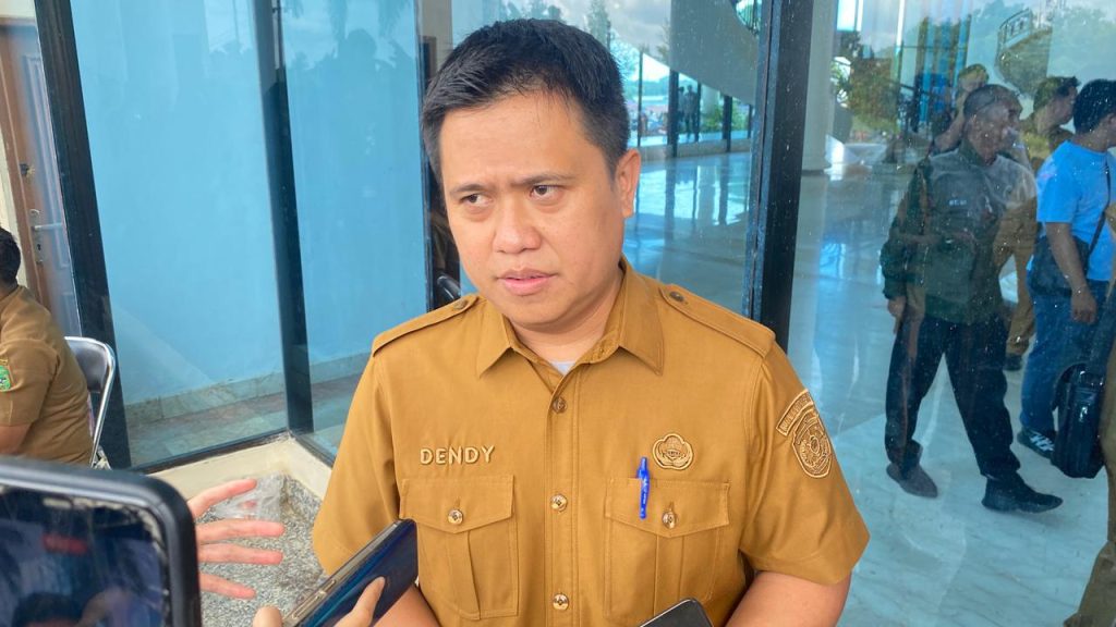 Plt Kepala Distransnaker Kukar, Dendy Irwan Fahriza.