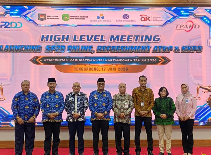 Pemkab Kukar meluncurkan SP2D Online di Pendopo Odah Etam, Tenggarong, Rabu (17/6/2026), guna mempercepat digitalisasi pengelolaan keuangan daerah.