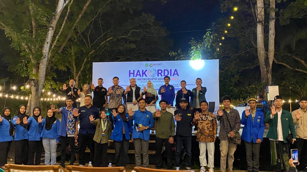 DPK KNPI Tenggarong menggelar ruang diskusi dan edukasi antikorupsi dalam rangka Hari Antikorupsi Sedunia (Hakordia) 2025 di Sasana Villa Kaning Park, Tenggarong, Sabtu (13/12/2025).