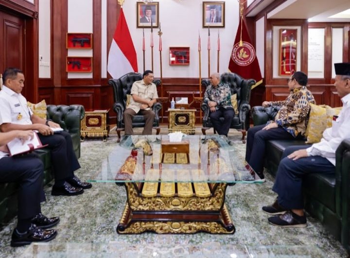 Pertemuan PWI Pusat dengan Menteri Pertahanan RI membahas rencana retret wartawan di Akmil Magelang, sebagai penguatan wawasan kebangsaan dan bela negara bagi insan pers.