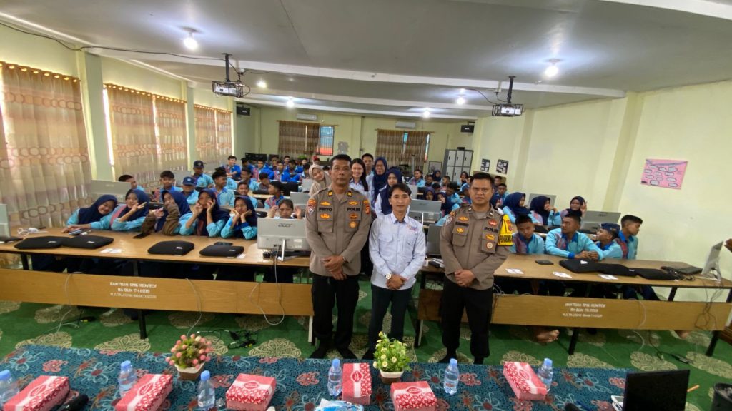 Sosialisasi anti-bullying digelar Polsek Loa Janan sebagai bentuk pencegahan kekerasan di lingkungan pendidikan.
