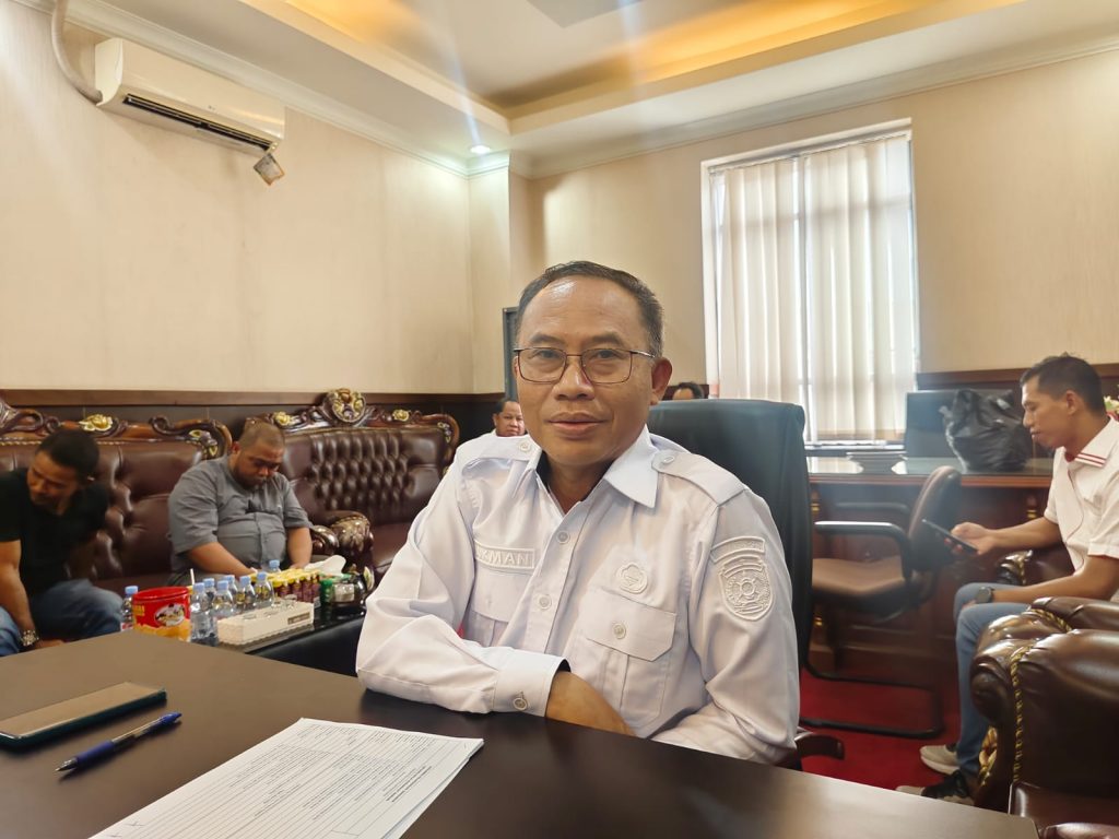 Kepala Bagian Program dan Keuangan Sekretariat DPRD Kukar sekaligus Plt Sekretaris DPRD Kukar, Lukman.