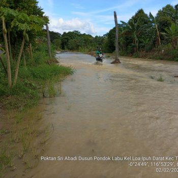 Genangan banjir di kawasan Pondok Labu, Tenggarong. (Dok. Poktan Sri Abadi)