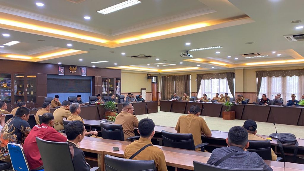 DPRD Kutai Kartanegara menggelar Rapat Dengar Pendapat (RDP) untuk membahas rencana pemekaran Kecamatan Muara Kaman, Senin (23/2/2026).