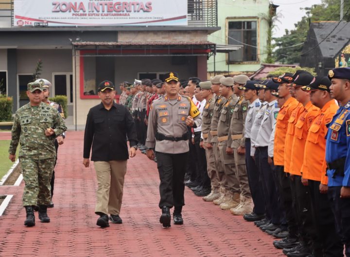 Apel Gelar Pasukan Operasi Ketupat Mahakam 2026 yang digelar Polres Kutai Kartanegara untuk pengamanan perayaan Idulfitri 1447 Hijriah.