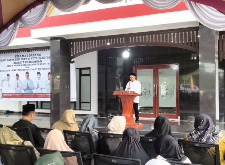 Bupati Kutai Kartanegara, Aulia Rahman Basri, meresmikan Kantor Camat Terpadu Kecamatan Tenggarong Seberang, Sabtu (28/2/2026).