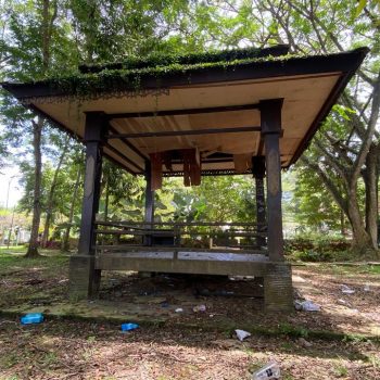 Kondisi Taman Ulin di Kota Tenggarong yang tampak kurang terawat.