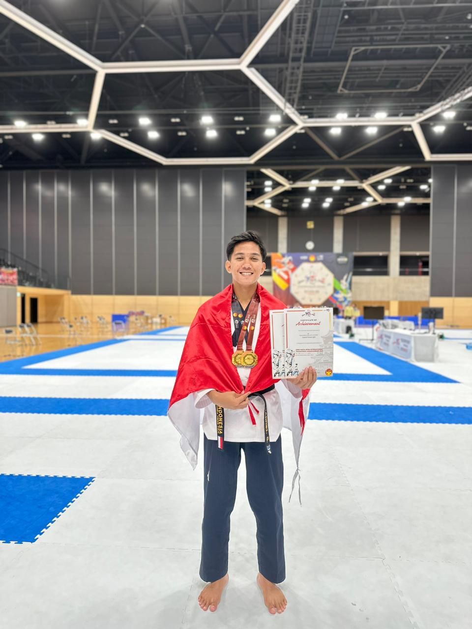 Prestasi membanggakan ditunjukkan Bripda Gabriel Simorangkir dengan raihan dua emas di kejuaraan taekwondo internasional di Osaka.