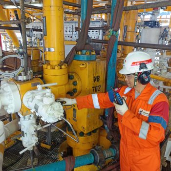 Pengoperasian Platform WPN-7 pada Proyek Sisi Nubi di Wilayah Kerja Mahakam, Kalimantan Timur, yang menambah produksi gas nasional.
