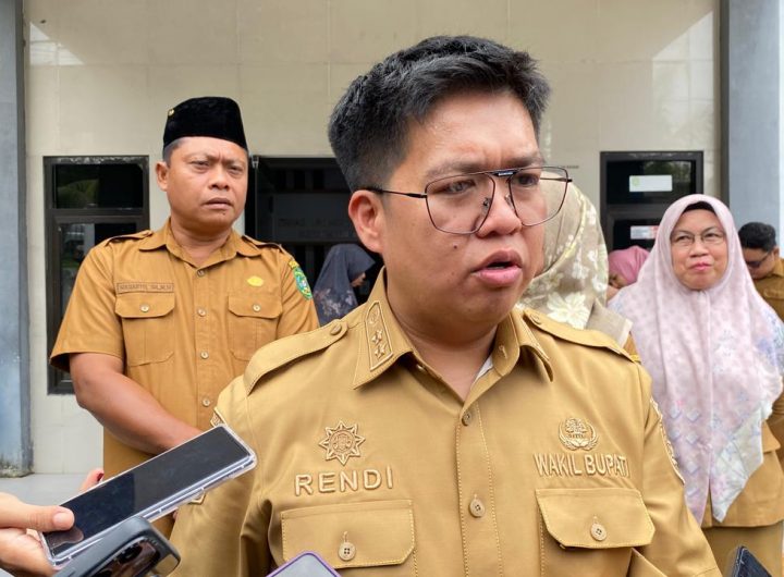 Wakil Bupati Kutai Kartanegara, Rendi Solihin.
