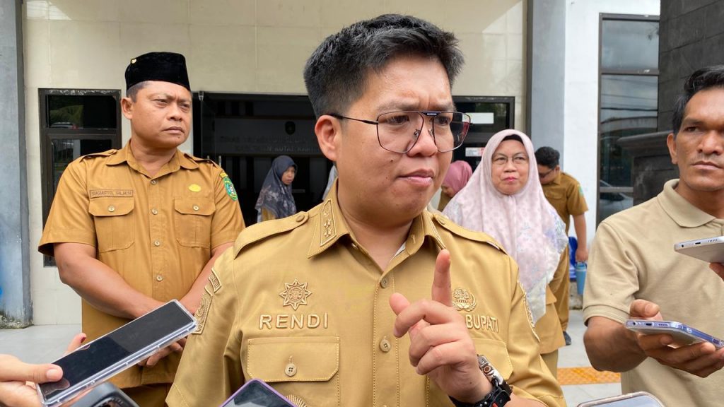 Wakil Bupati Kutai Kartanegara, Rendi Solihin.