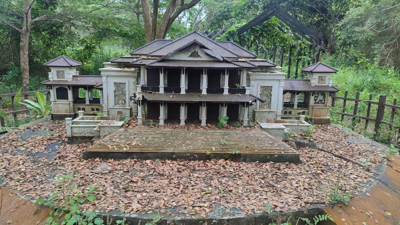 Kondisi Taman Miniatur di Tenggarong yang terbengkalai dan akan direaktivasi oleh Pemkab Kukar.