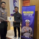Kegiatan “Polantas Menyapa” sebagai upaya peningkatan pelayanan publik oleh Satlantas Polres Kukar.