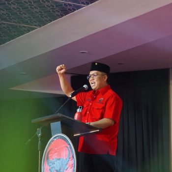 Rendi Solihin menghadiri kegiatan Musancab PDIP Kutai Kartanegara di Tenggarong.