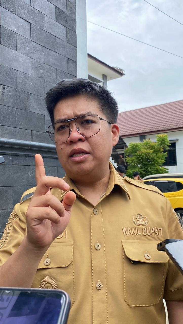 Wakil Bupati Kutai Kartanegara, Rendi Solihin.