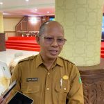 Samsiar, Kabid Usaha dan Penyuluhan Disbun Kukar, saat wawancara terkait evaluasi kebun plasma perusahaan sawit di Kukar.