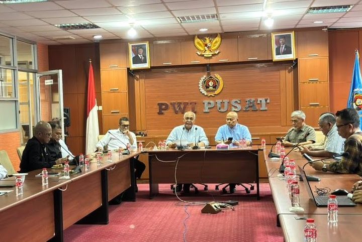 PWI Pusat melakukan penyesuaian susunan kepengurusan harian guna menjaga kesinambungan program dan stabilitas organisasi. Sumber: Siaran Pers