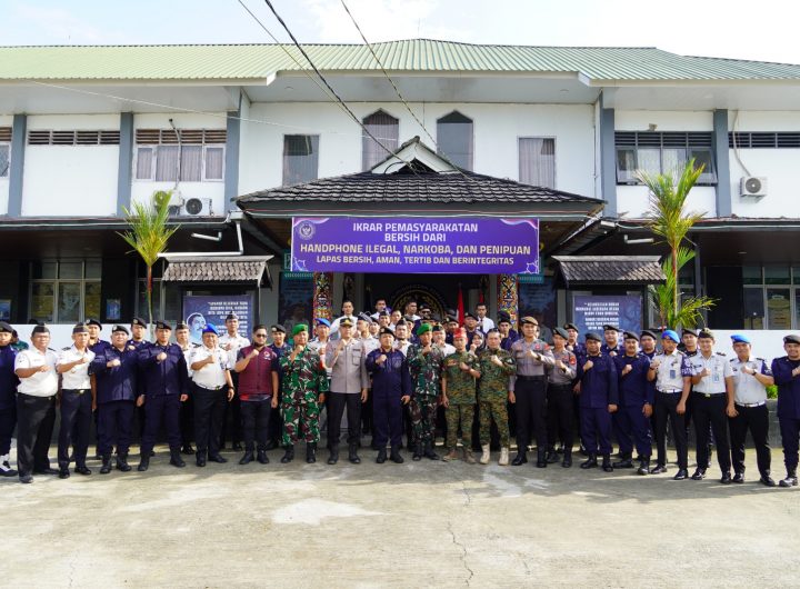 Ikrar Zero Halinar dan Anti-Penipuan digelar Lapas Kelas IIA Tenggarong bersama aparat penegak hukum guna memperkuat pengawasan dan integritas petugas.