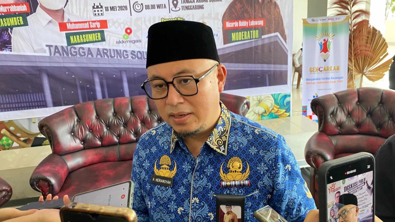 Kepala Disdikbud Kukar Heriansyah saat memberikan keterangan terkait upaya pemerintah daerah menjaga keberlangsungan pendidikan para santri.