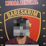 Pelaku pria berinisial J.