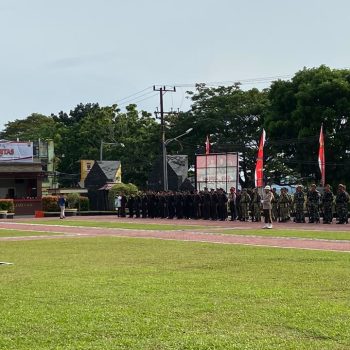 Suasana upacara Hari Bhayangkara ke-80 di Lapangan Upacara Mapolres Kutai Kartanegara berlangsung tertib dan khidmat, Rabu (1/7/2026).