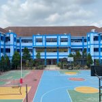 SMP Negeri 1 Tenggarong berada di Jalan Ki Hajar Dewantara, Kabupaten Kutai Kartanegara, Provinsi Kalimantan Timur